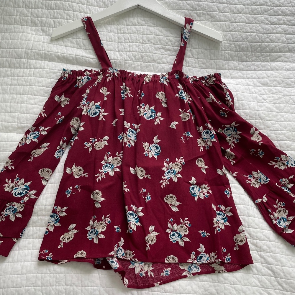 Sanctuary off the shoulder blouse